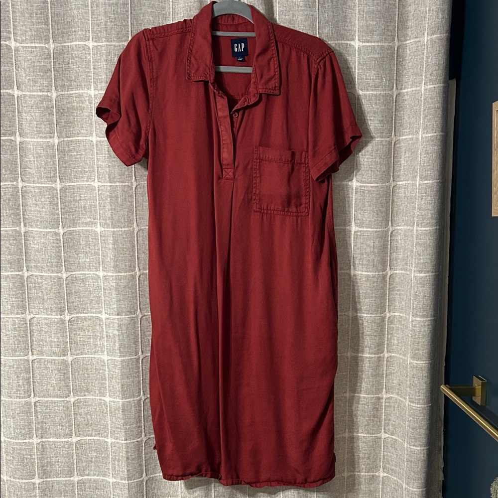 GAP Burgundy Short Sleeve Shirt Dress